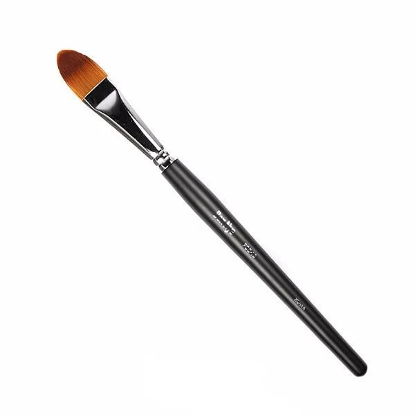 Ben Nye Makeup Brush - Foundation & Contour