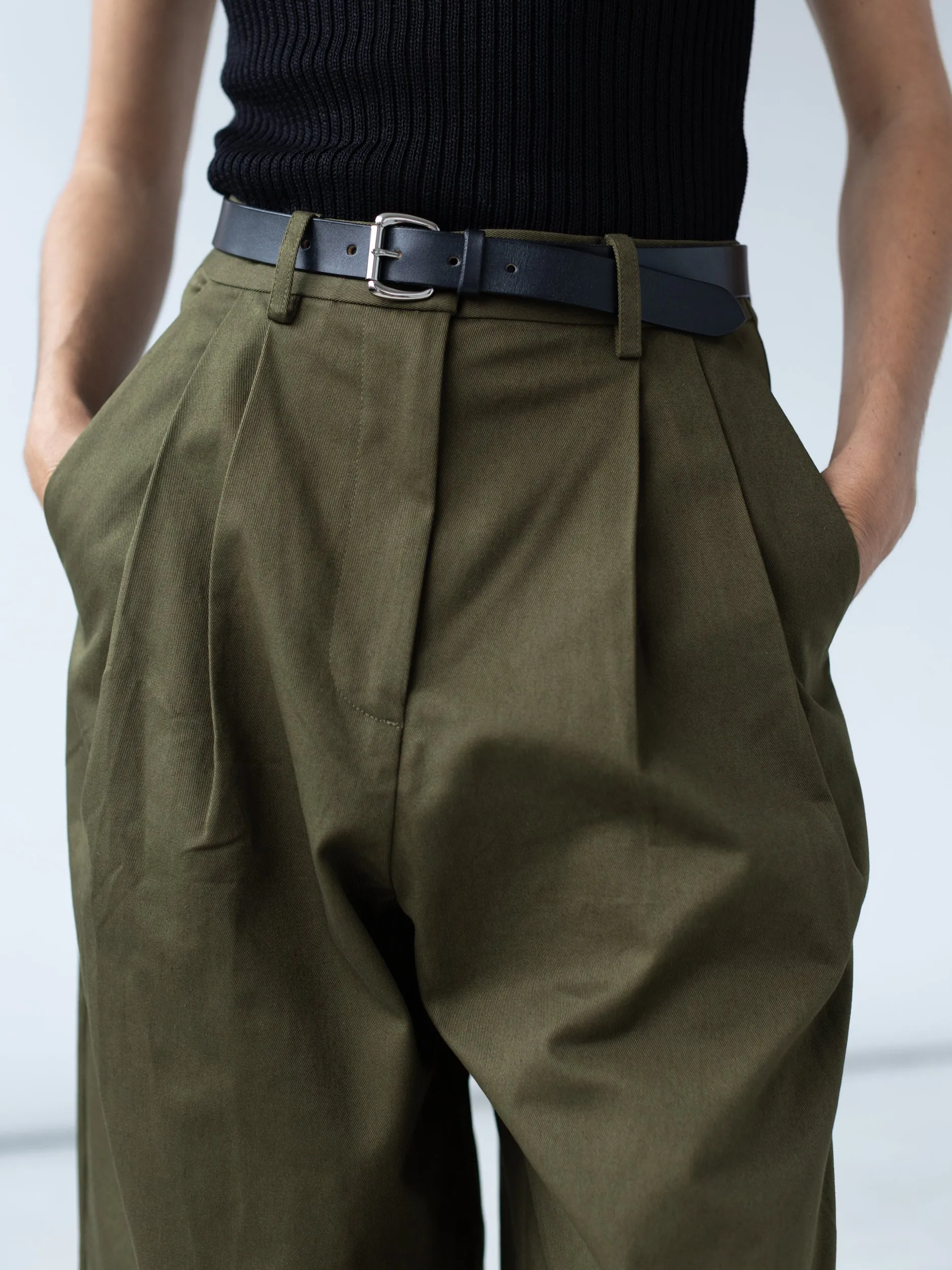 Boy Trouser in Dark Olive