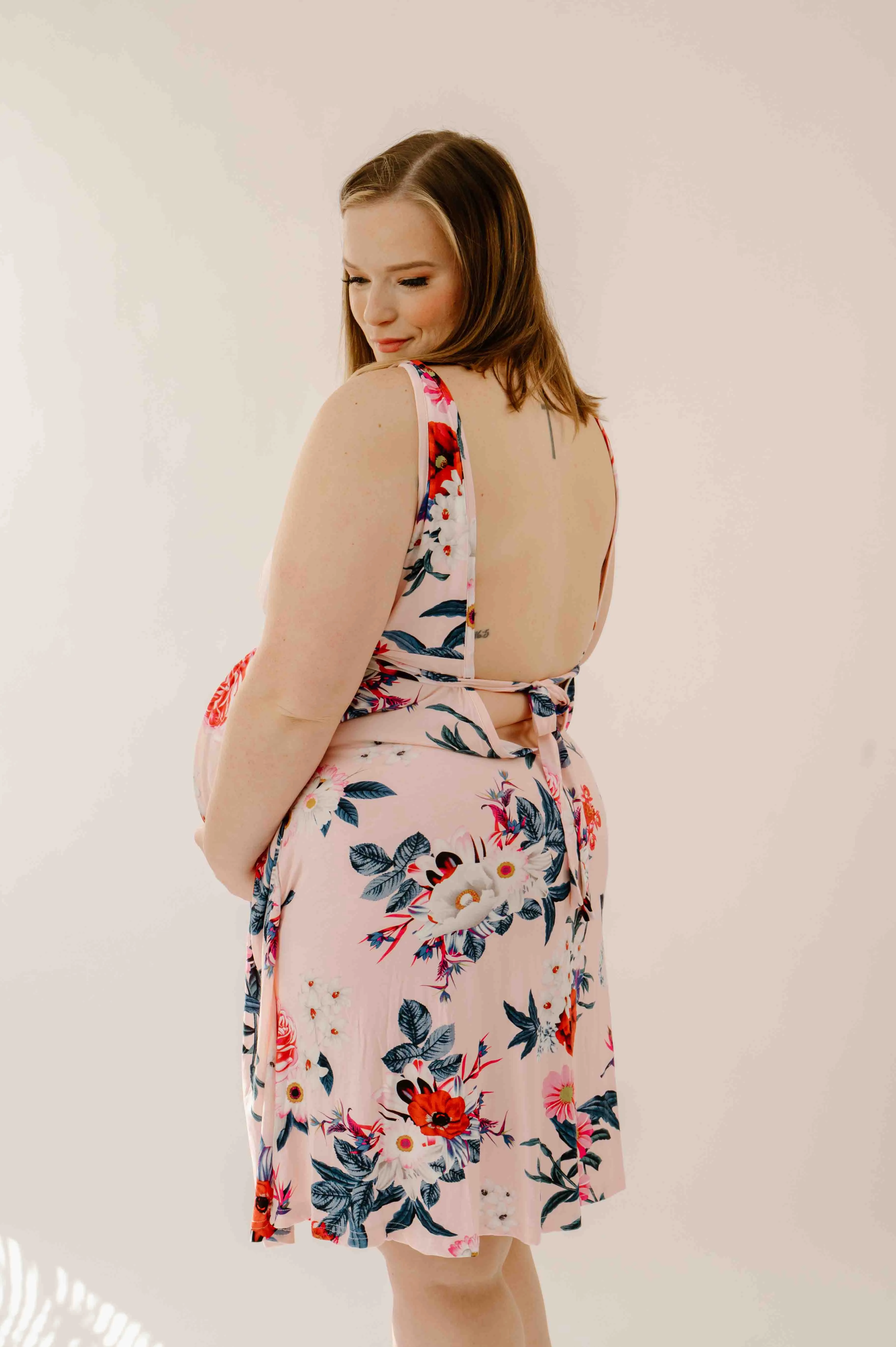 Juliet Labor & Postpartum Gown in Blush Floral