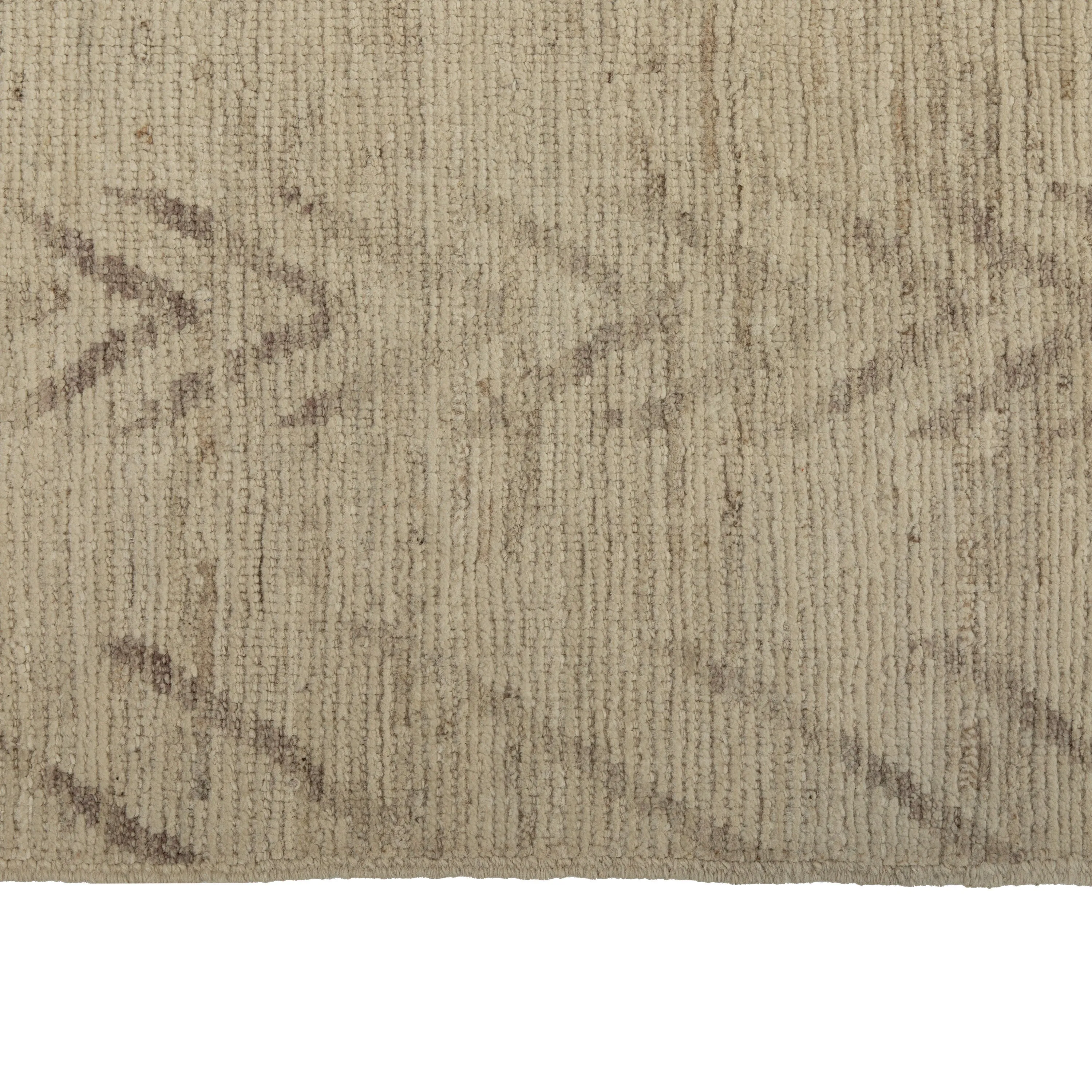 Natural Zameen Transitional Wool Rug - 6'5" x 9'7"