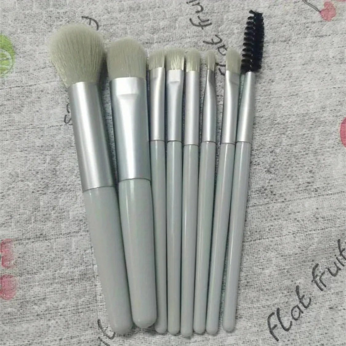 Portable Makeup Brush Set